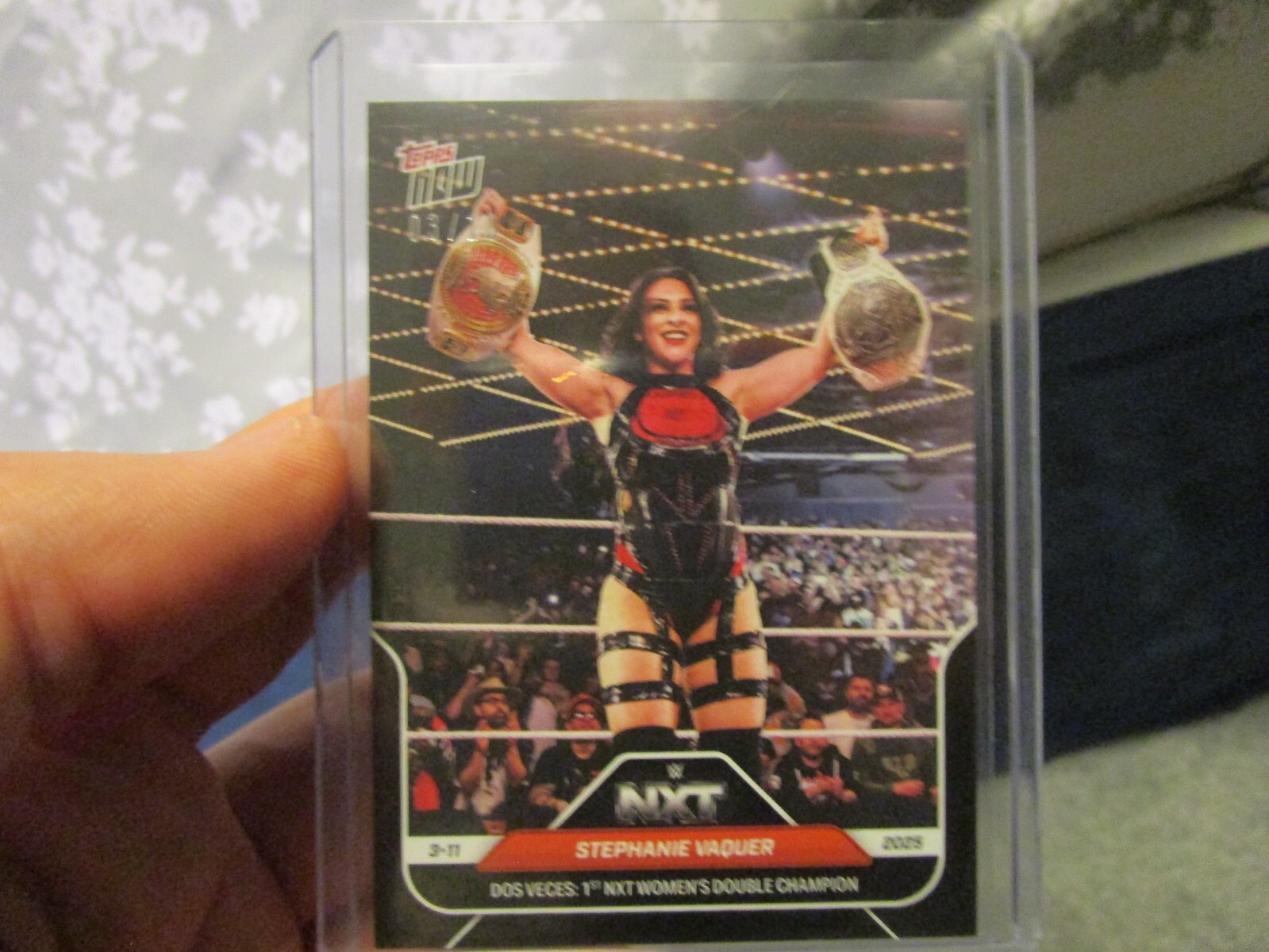 2025 WWE NXT TOPPS NOW STEPHANIE VAQUER BLACK PARALLEL #3/10 – READ