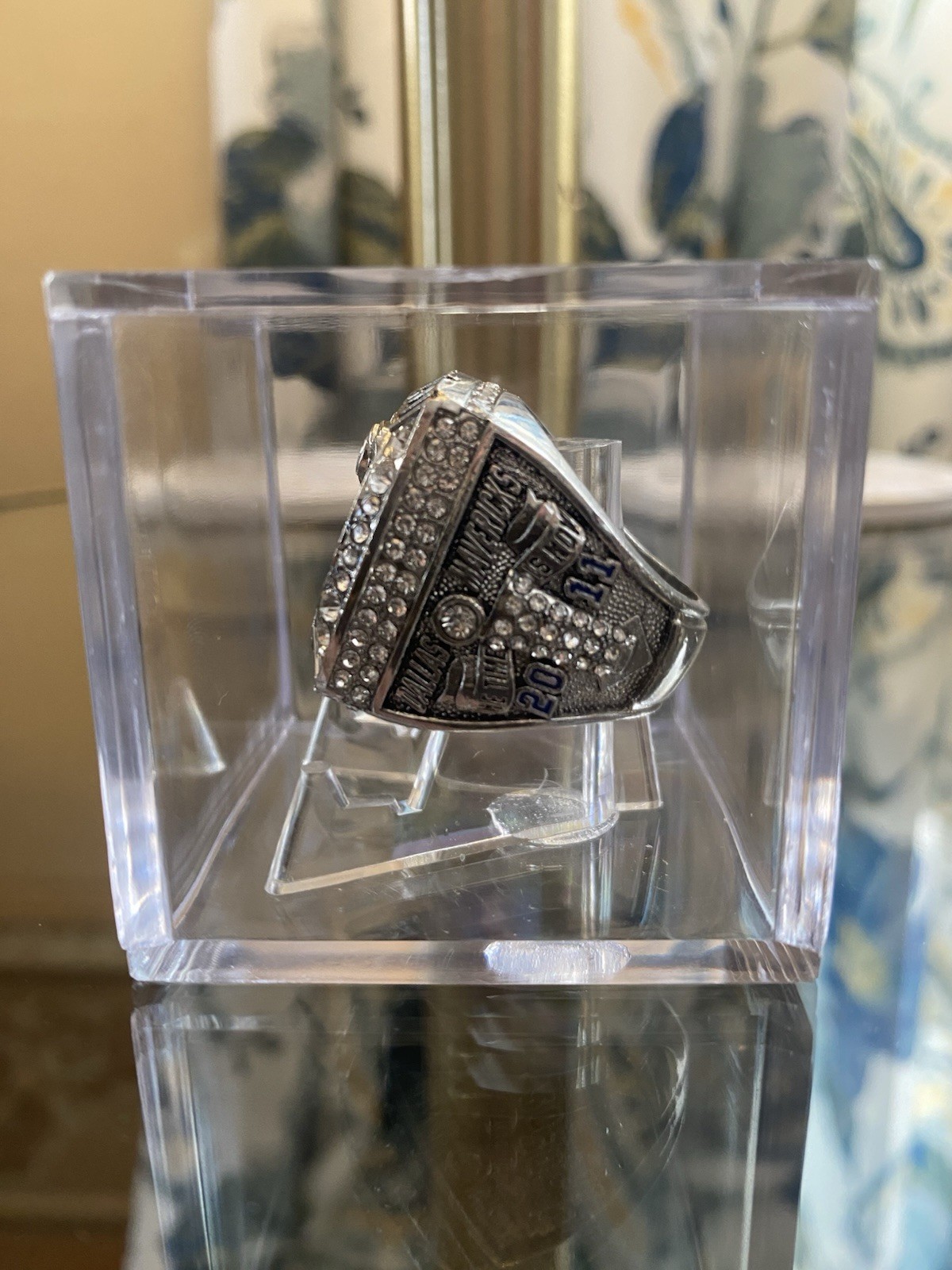 2011 Dallas Mavericks NBA Championship Ring w/Showcase Cube Dirk Nowitzki