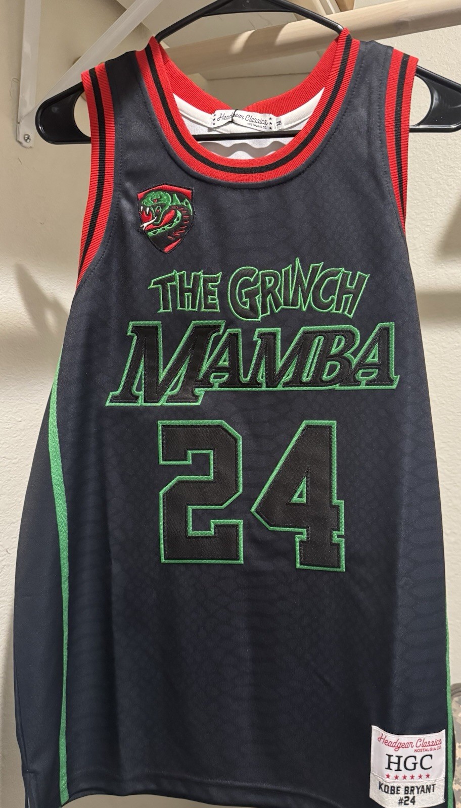HEADGEAR CLASSICS THE GRINCH MAMBA KOBE BRYANT #24 BASKETBALL JERSEY DARK…