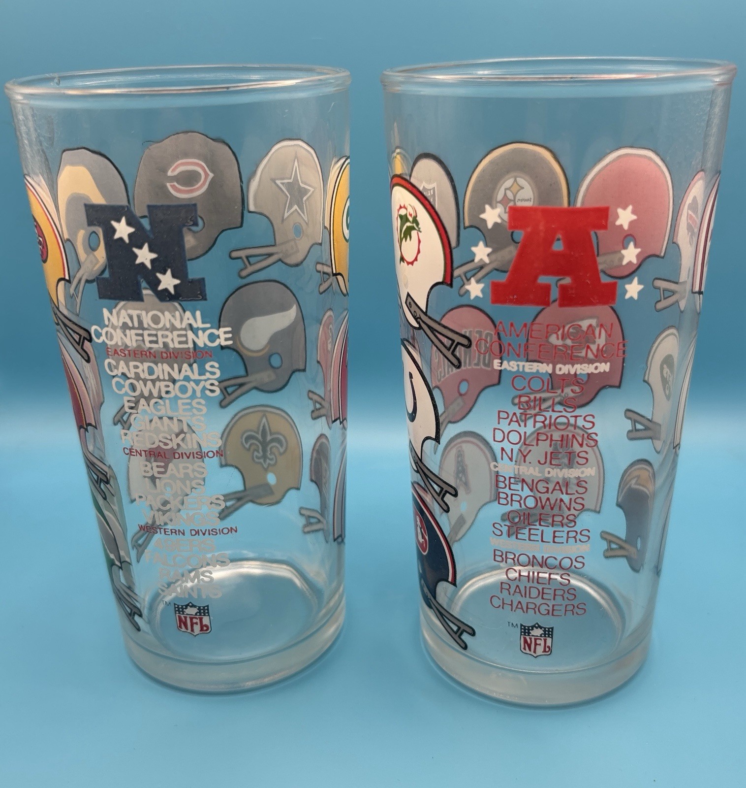 Vintage 1970-1994 NFL National and American Team Helmet Logos Glasses Set Of 2