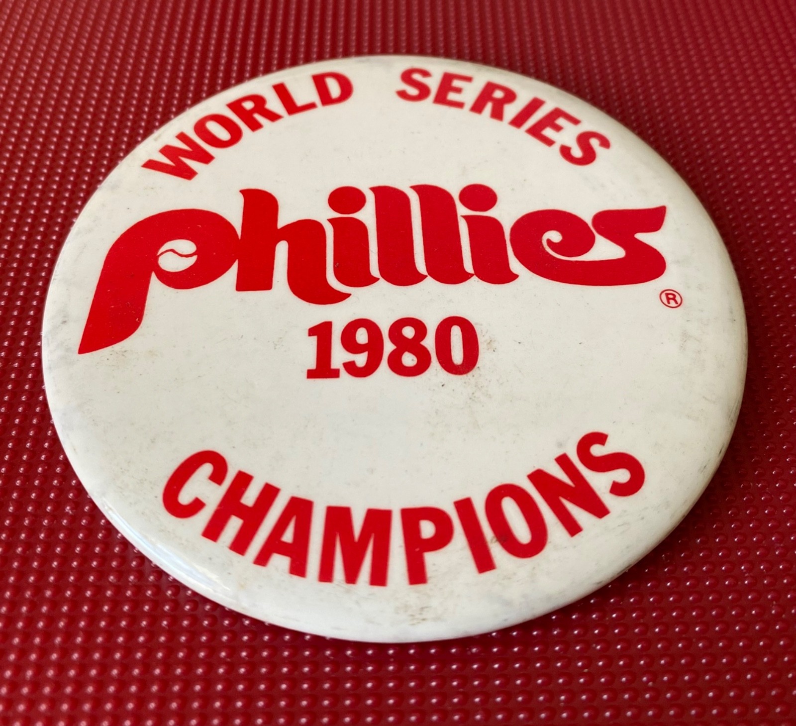 Vtg Philadelphia Phillies MLB Baseball 1980 World Series Champion Button Pin HTF