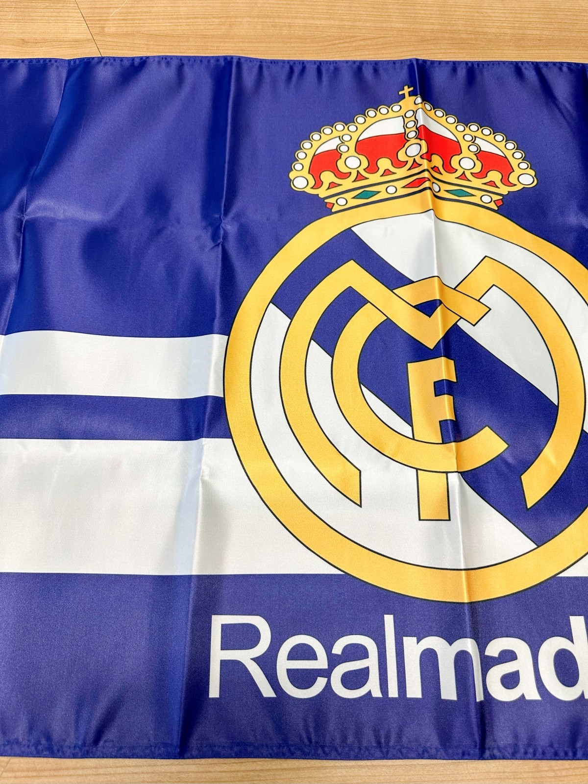 Real Madrid Classic Crest Satin Banner Flag – 120 × 70 cm (47.2” × 27.6”)