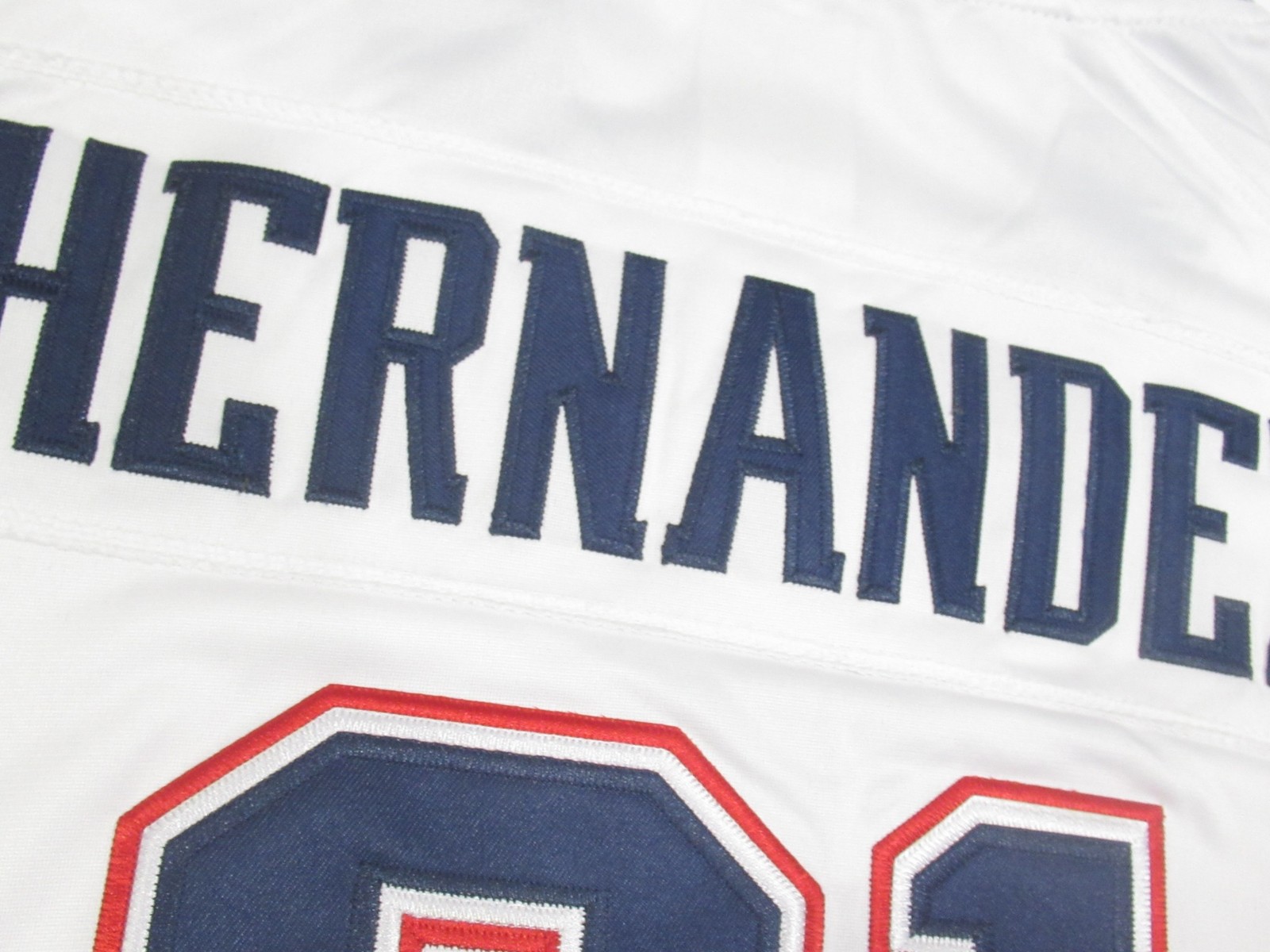 Aaron Hernandez #81 New England Patriots Men’s Game onField Jersey White