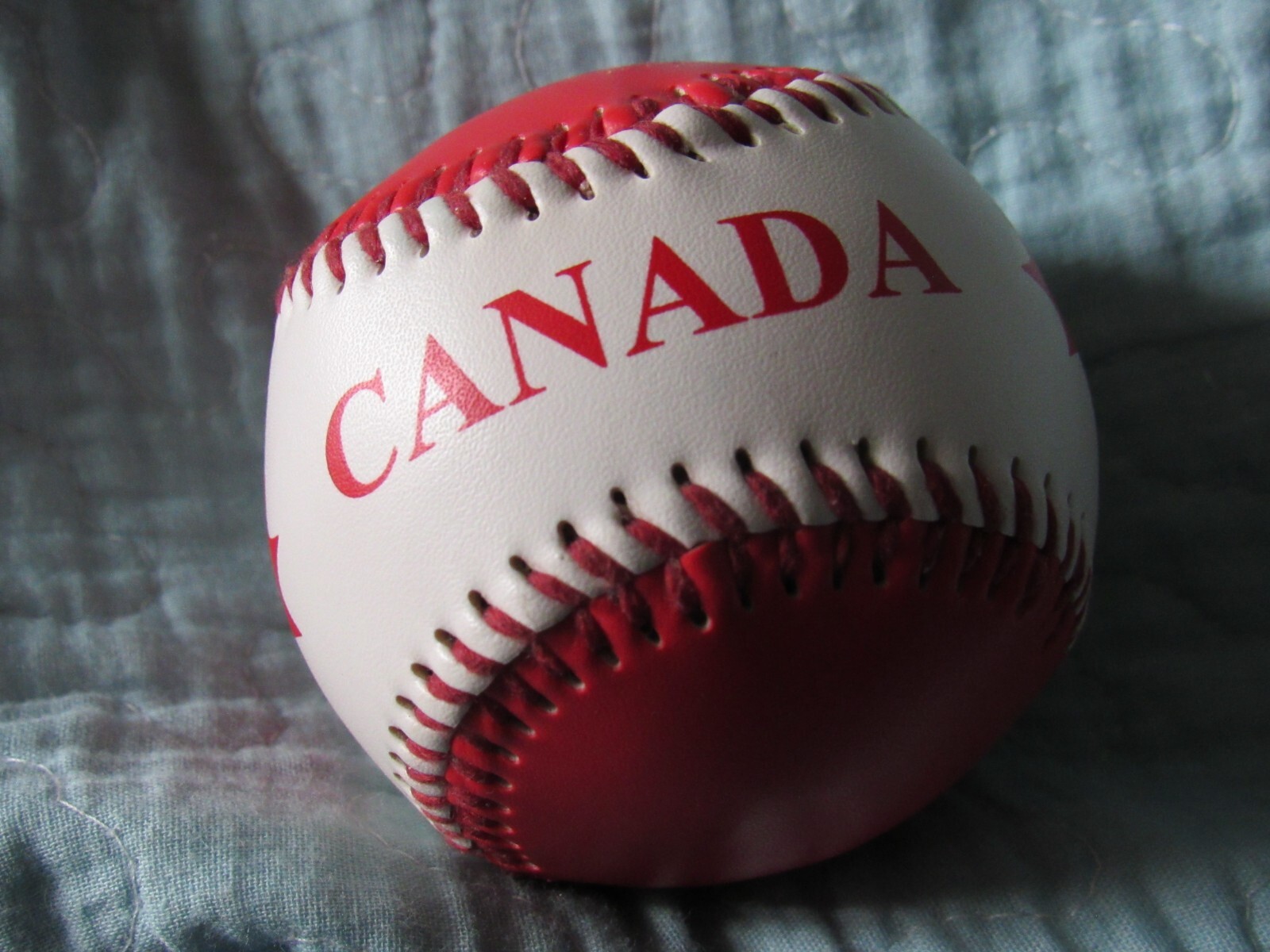 Canada Regulation Size Souvenir Baseball with Country Flag Red Maple Leaf