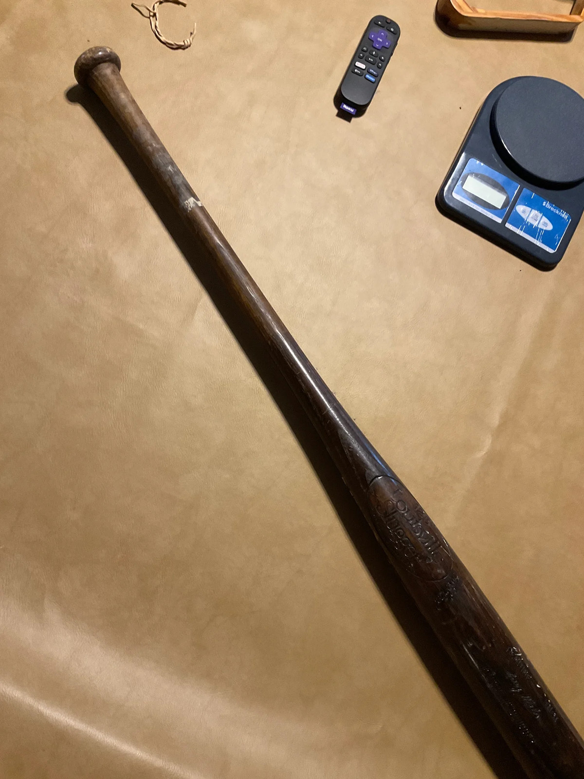 Larry hisle game used bat. Minn twins 1977