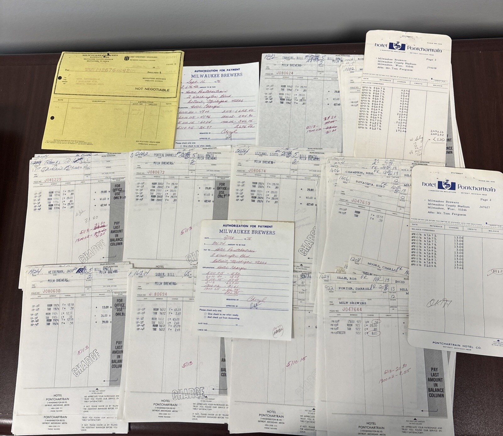 Vintage Large Lot Milwaukee Brewers Hotel Bills Invoices Many Different Players