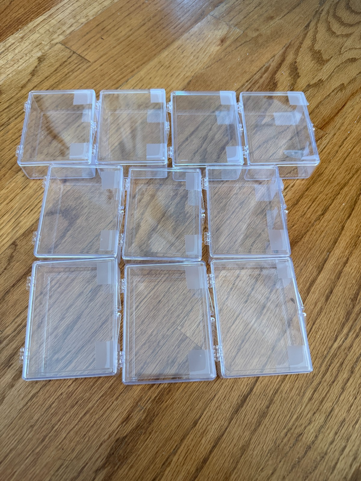 10 CLEAR HINGED STORAGE BOX CASE HOLDER SPORTS CARDS POKEMON (50 count)