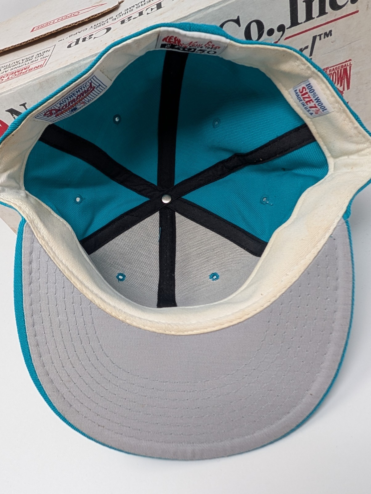 VINTAGE Florida Marlins Hat Cap Fitted 7 3/4 MLB New Era Diamond Collection 90s