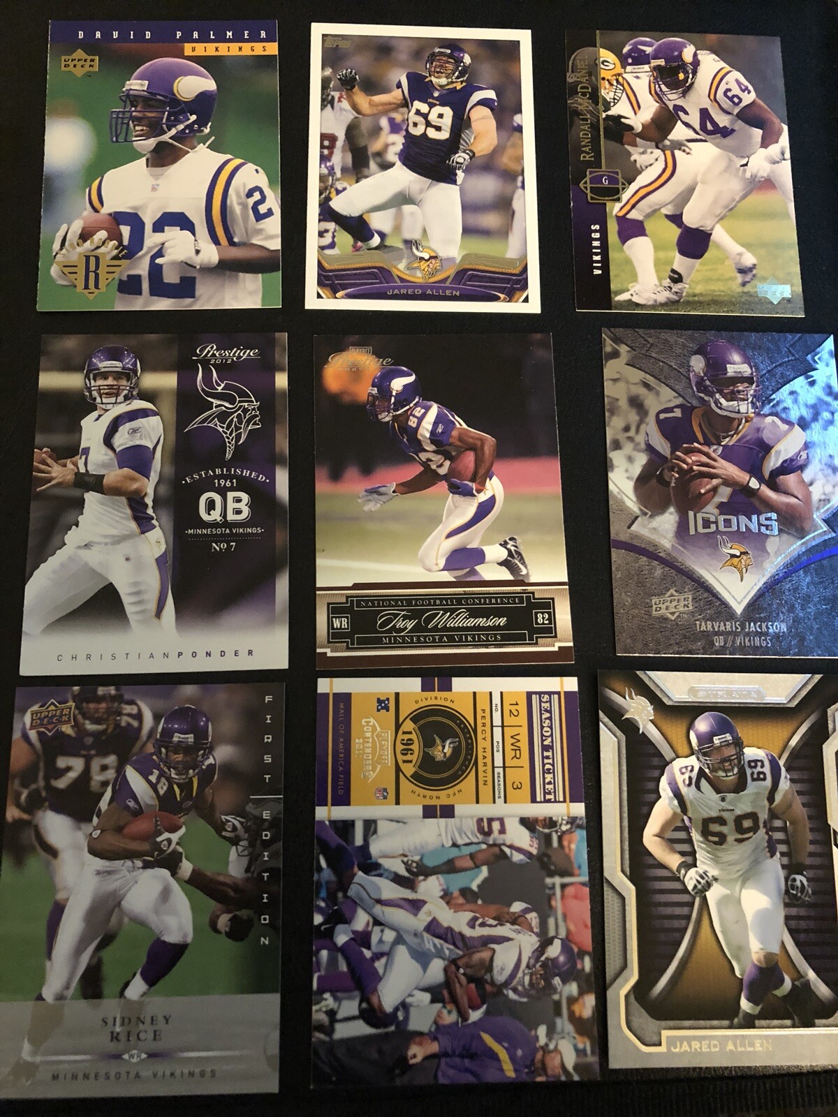 Lot Of 50 Minnesota Vikings Football Cards.