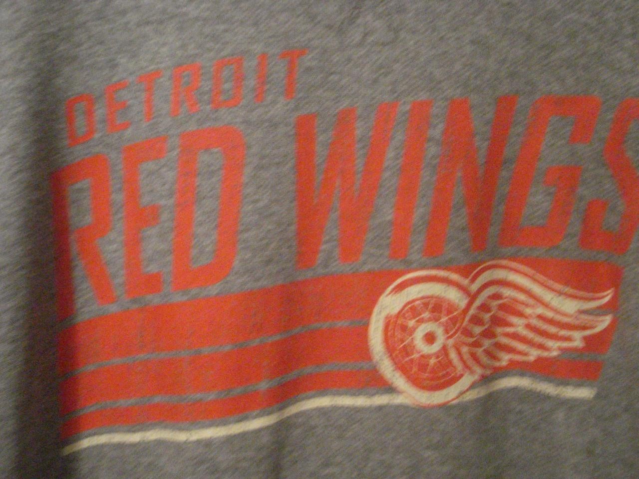 VINTAGE DETROIT RED WINGS SWEATSHIRT w/PADDED ELBOWS(CCM – XXL)