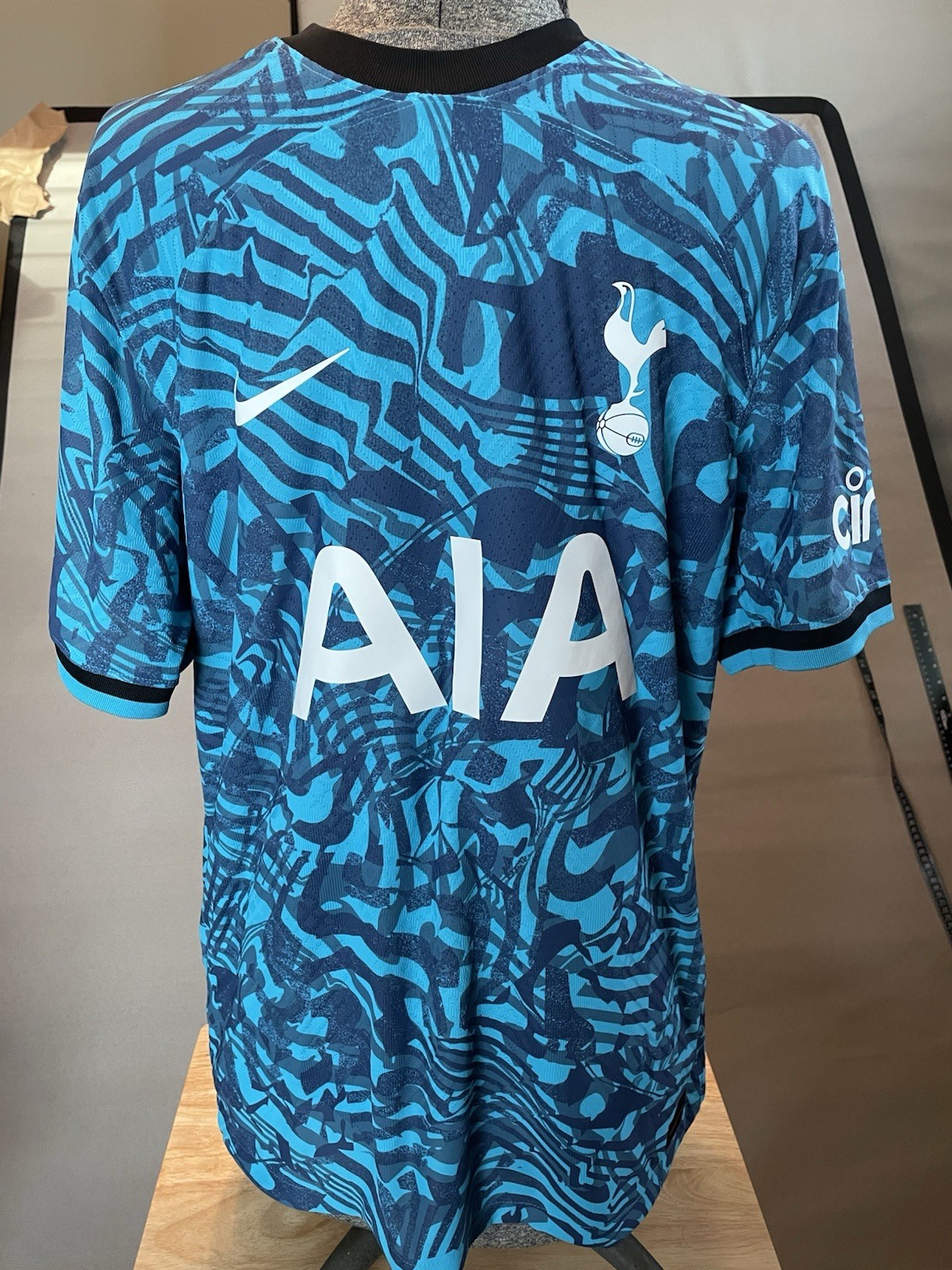 Nike Tottenham Hotspur 2022/23 Third Stadium Soccer Jersey Blue Men’s Size M
