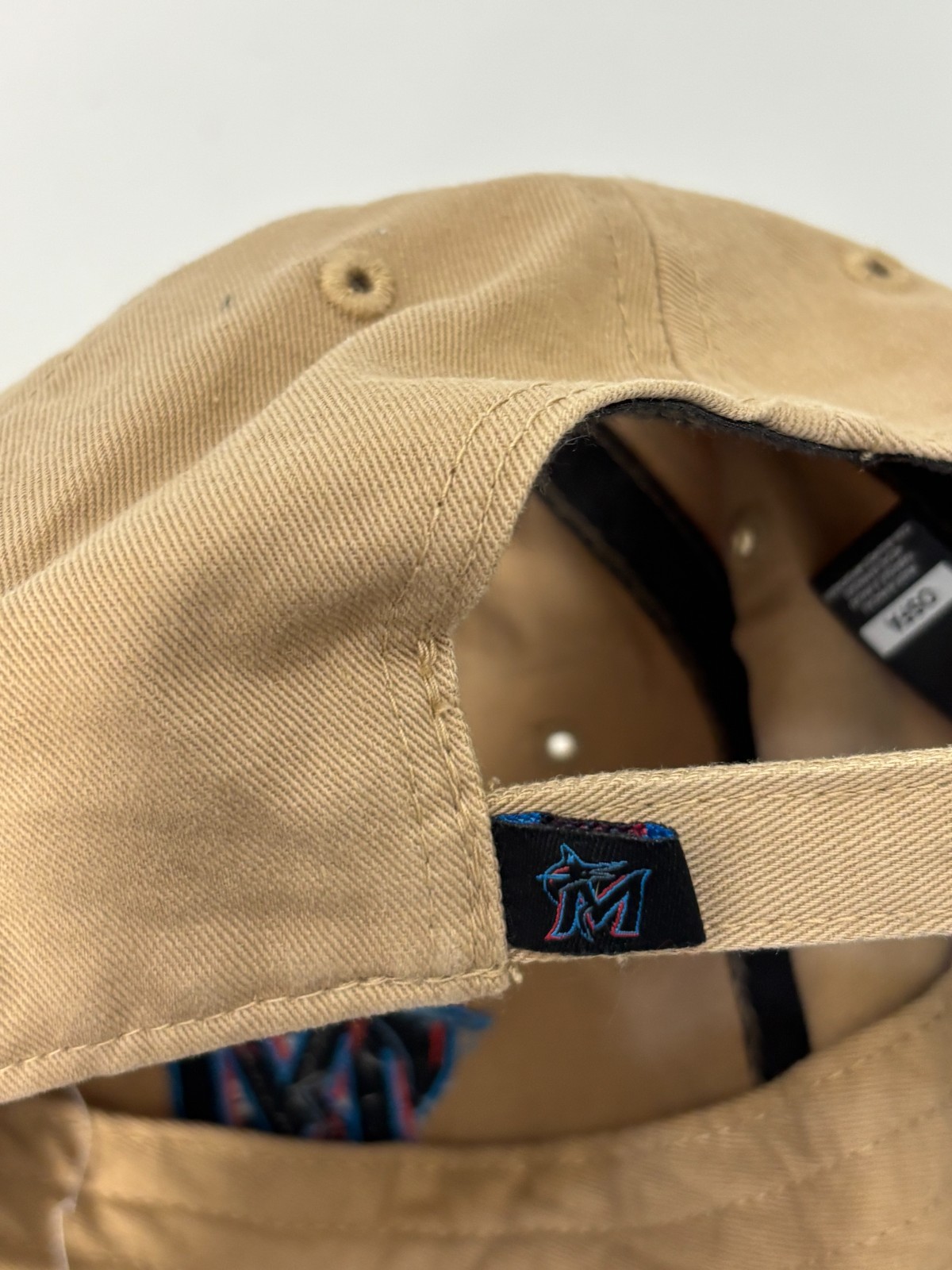 Miami Marlins ’47 Baseball Hat Mens Beige Clean Up Embroidered Team Logo OSFA