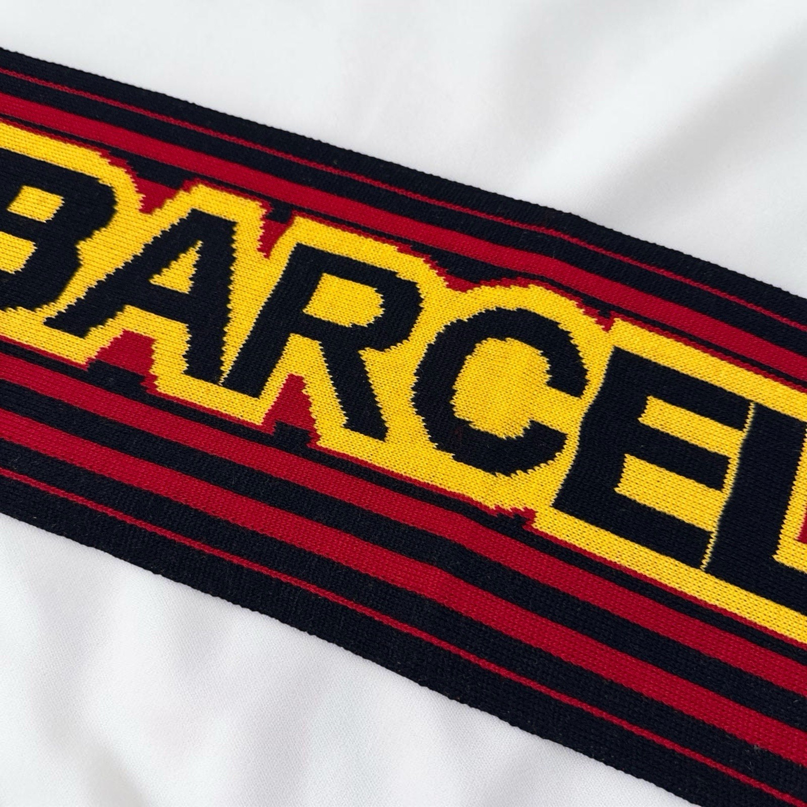 FC Barcelona Scarf Soccer Football Acrylic Knit Fringe Red Blue Yellow 7.5x 67