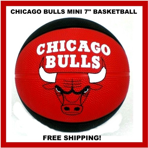 Chicago Bulls Mini Basketball 7 Inch Spalding – St. Paul Federal Bank Promo Ball