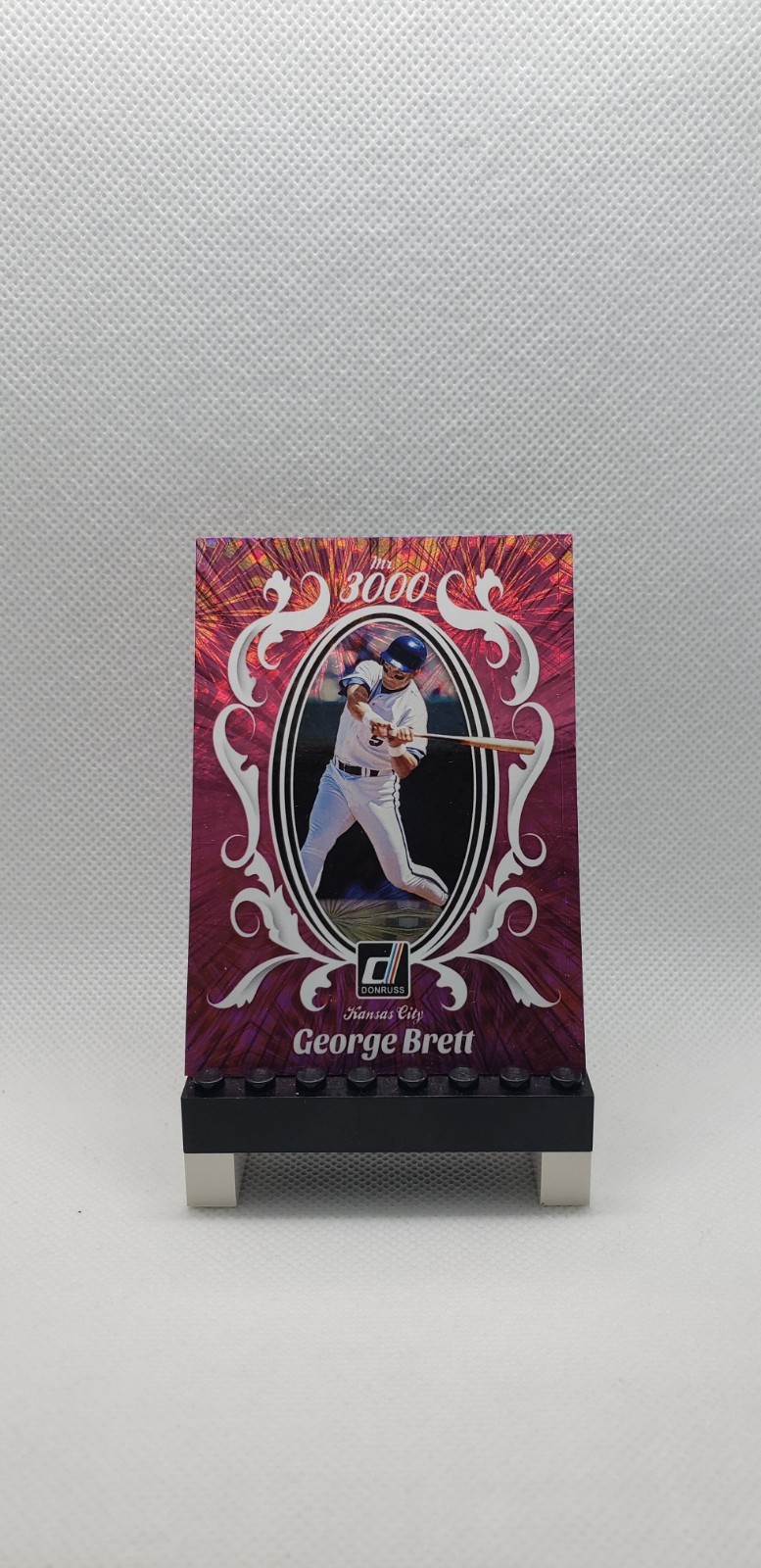 2023 Panini Donruss – Mr. 3000 George Brett #M3K-12 Pink Fireworks