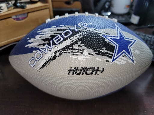 Vintage NFL Dallas Cowboys Hutch Rubber Football Tip to Tip 10.5 inch Greatshape
