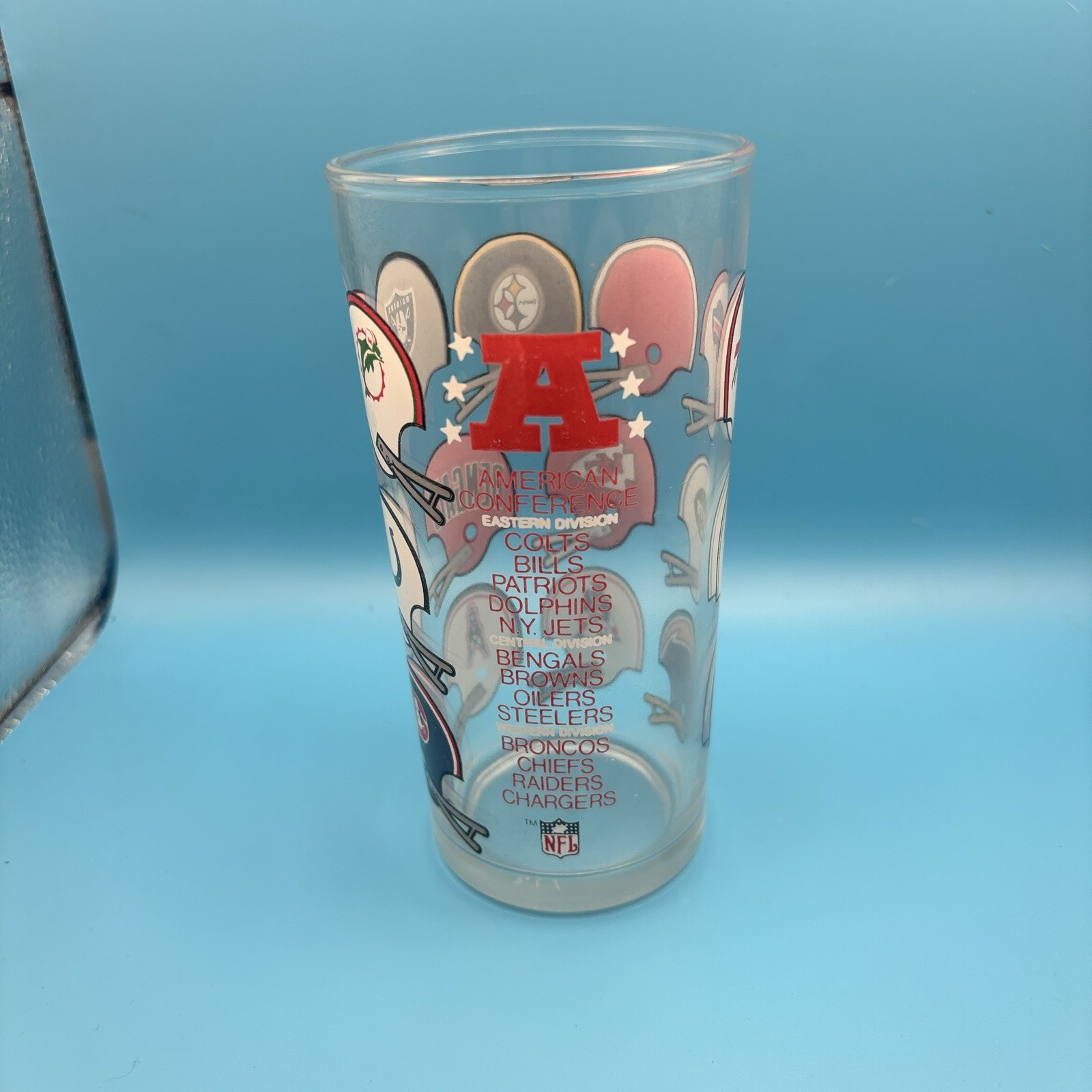 Vintage 1970-1994 NFL National and American Team Helmet Logos Glasses Set Of 2
