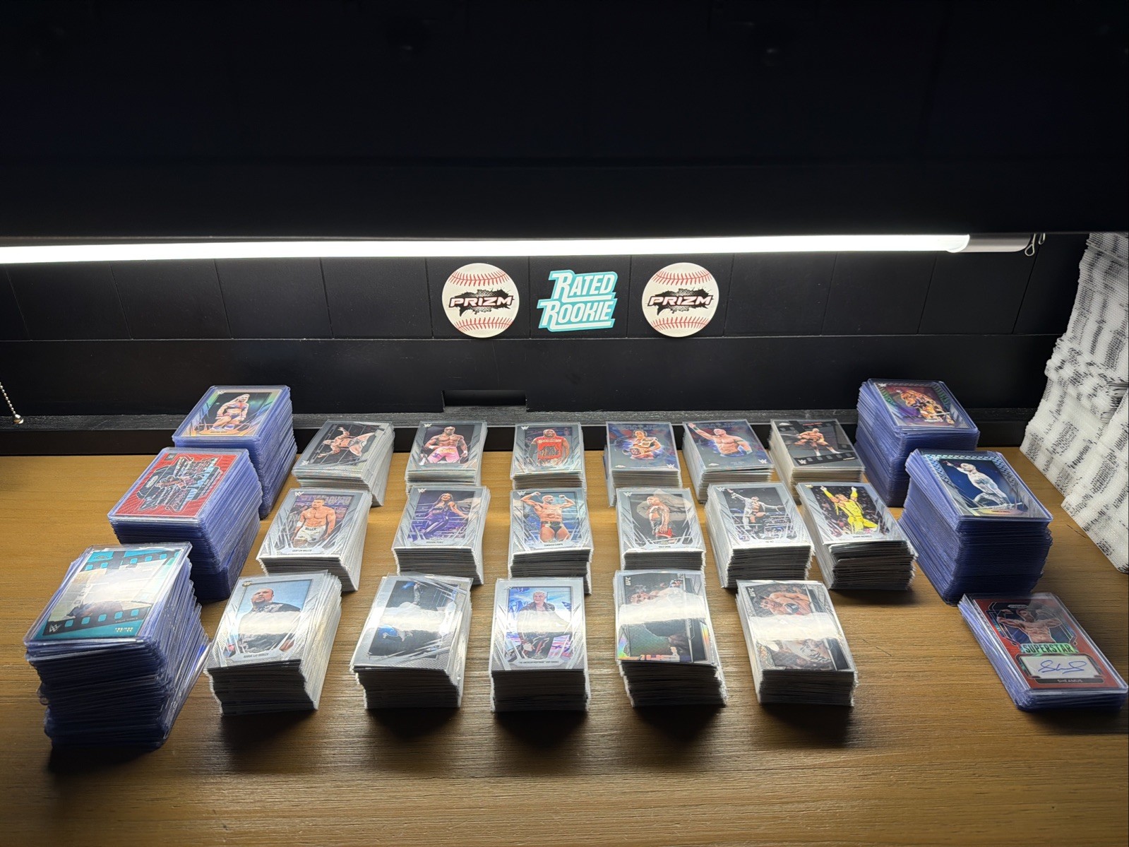 2026 WWE Topps Chrome Lot Of 1100 BASE, REFRACTORS, INSERTS, & MORE!