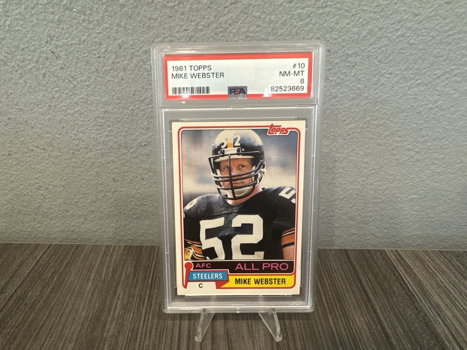 1981 Topps Football #10 Mike Webster PSA NM-MT 8 82523669