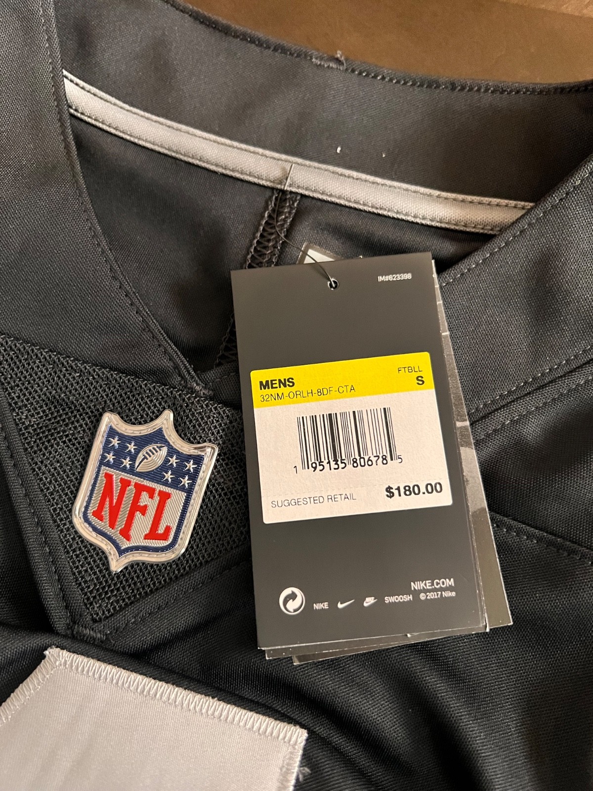 Nike Oakland Raiders Derek Carr Stitched Jersey – Gold Captain Patch