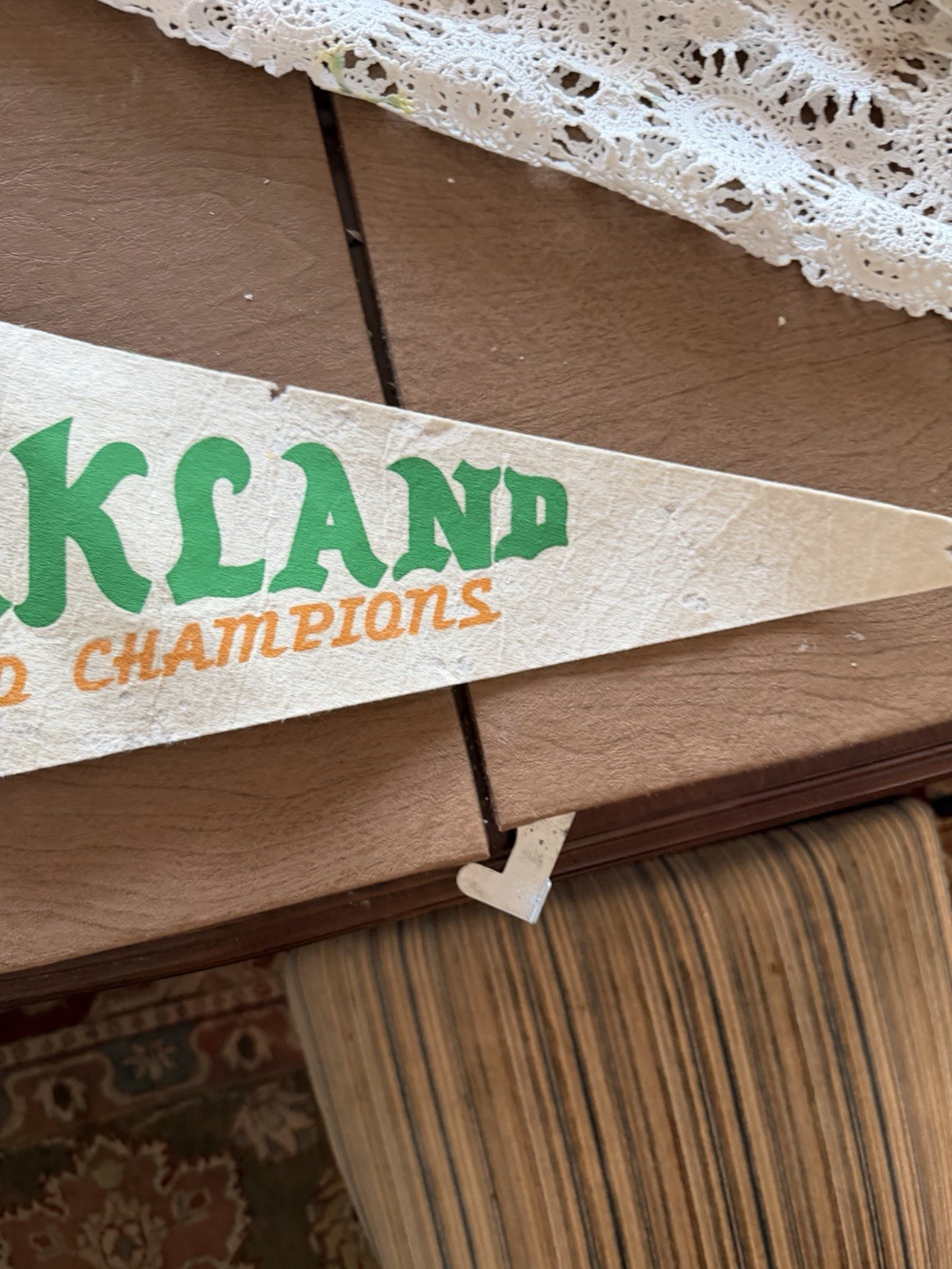 Vintage 1972 Oakland A’s World Series Felt Pennant 30 inches MLB Swingin’ A’s