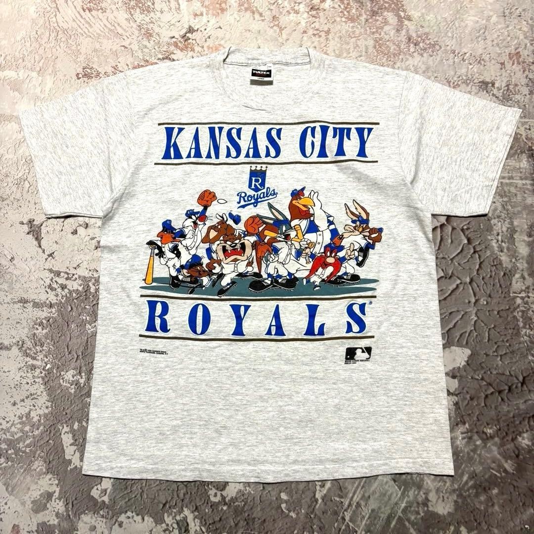 Kansas City Royals Looney Tunes 90s Graphic Short Sleeve T shirt HN6594
