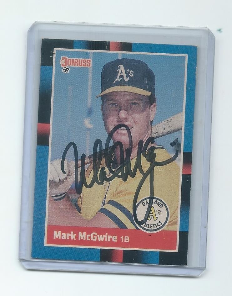 MARK MCGWIRE AUTHENTIC ON CARD AUTOGRAPH ! 100 % MONEY BACK GUARANTEE. LOOK