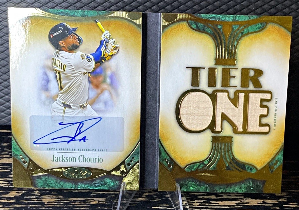 Topps 2026 Tier One Jackson Chourio Auto Relic Die-Cut Book ARDB-JCH 18/49 Wood
