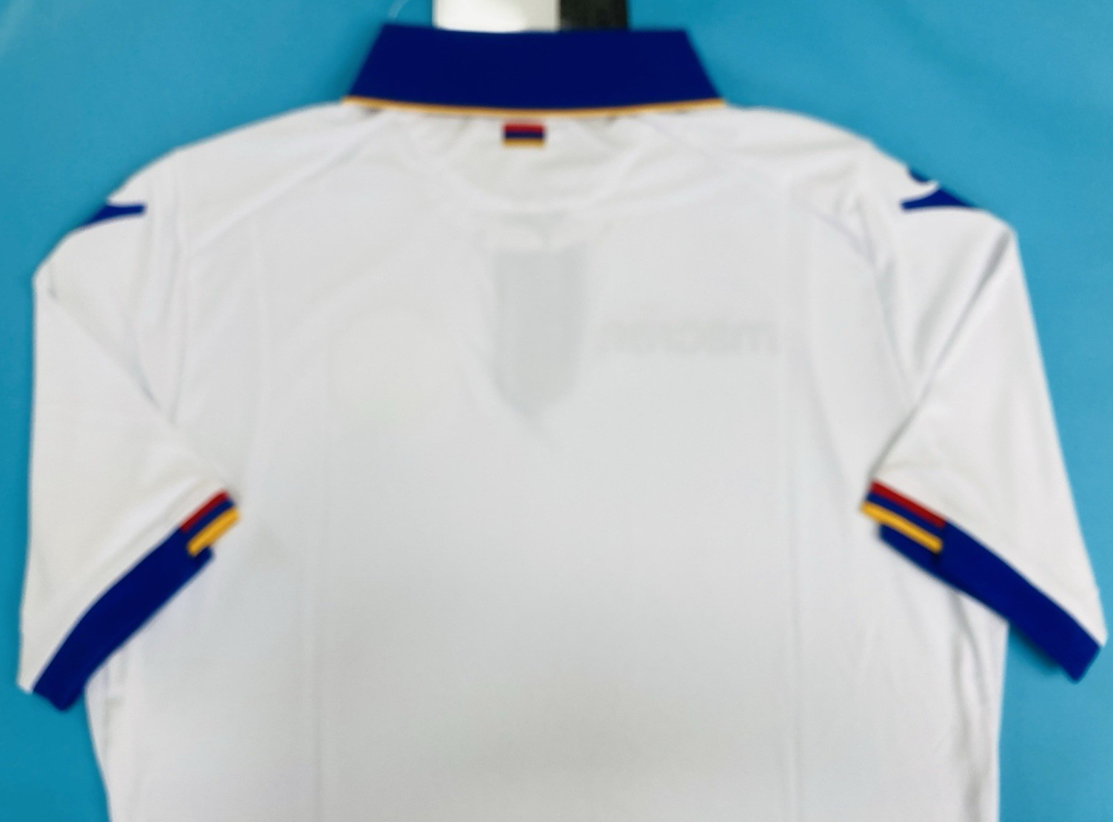 NWT ARMENIA 2018/19 L Away Macron Football Shirt Soccer Jersey Top Kit Camiseta