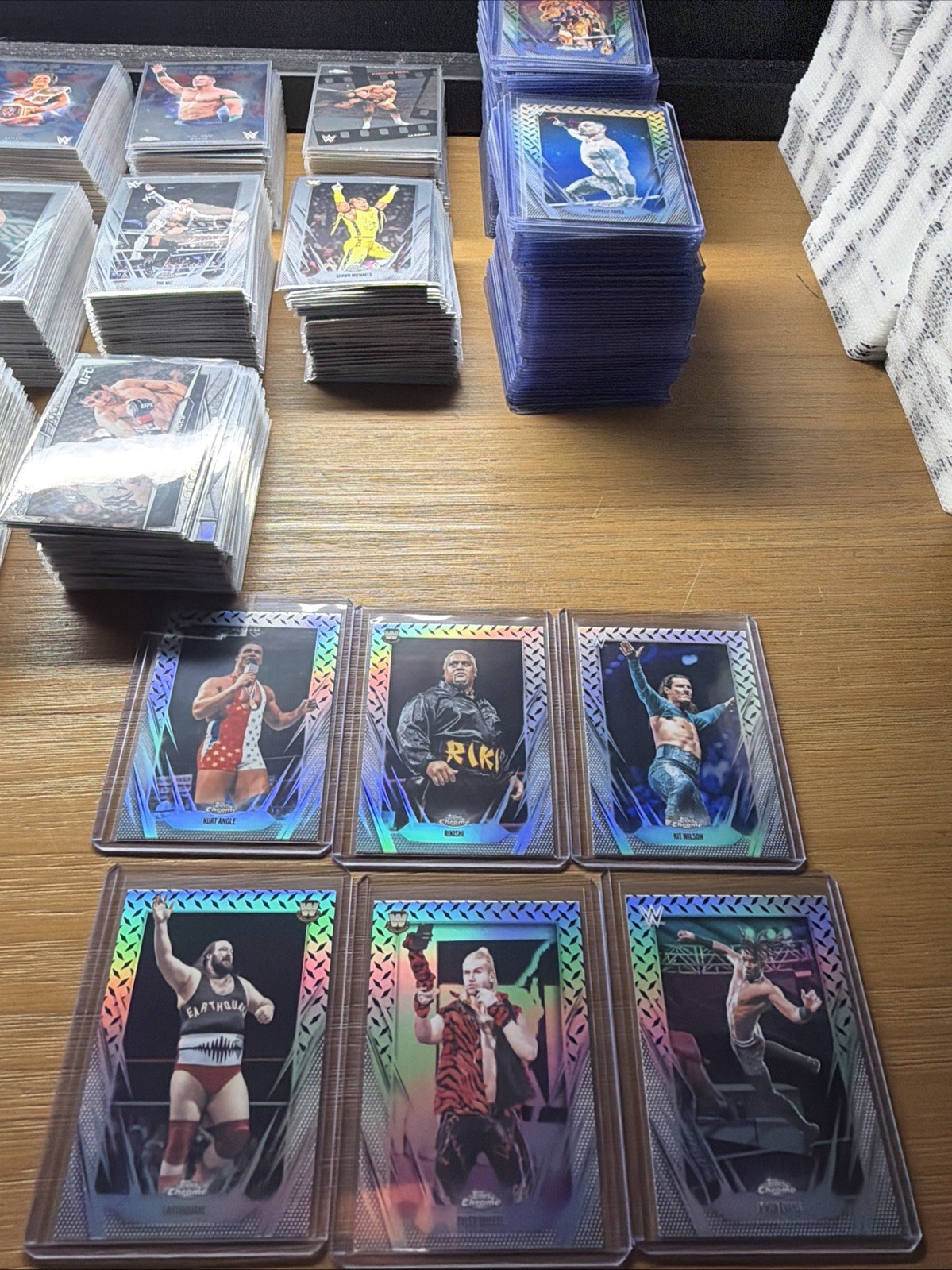 2026 WWE Topps Chrome Lot Of 1100 BASE, REFRACTORS, INSERTS, & MORE!