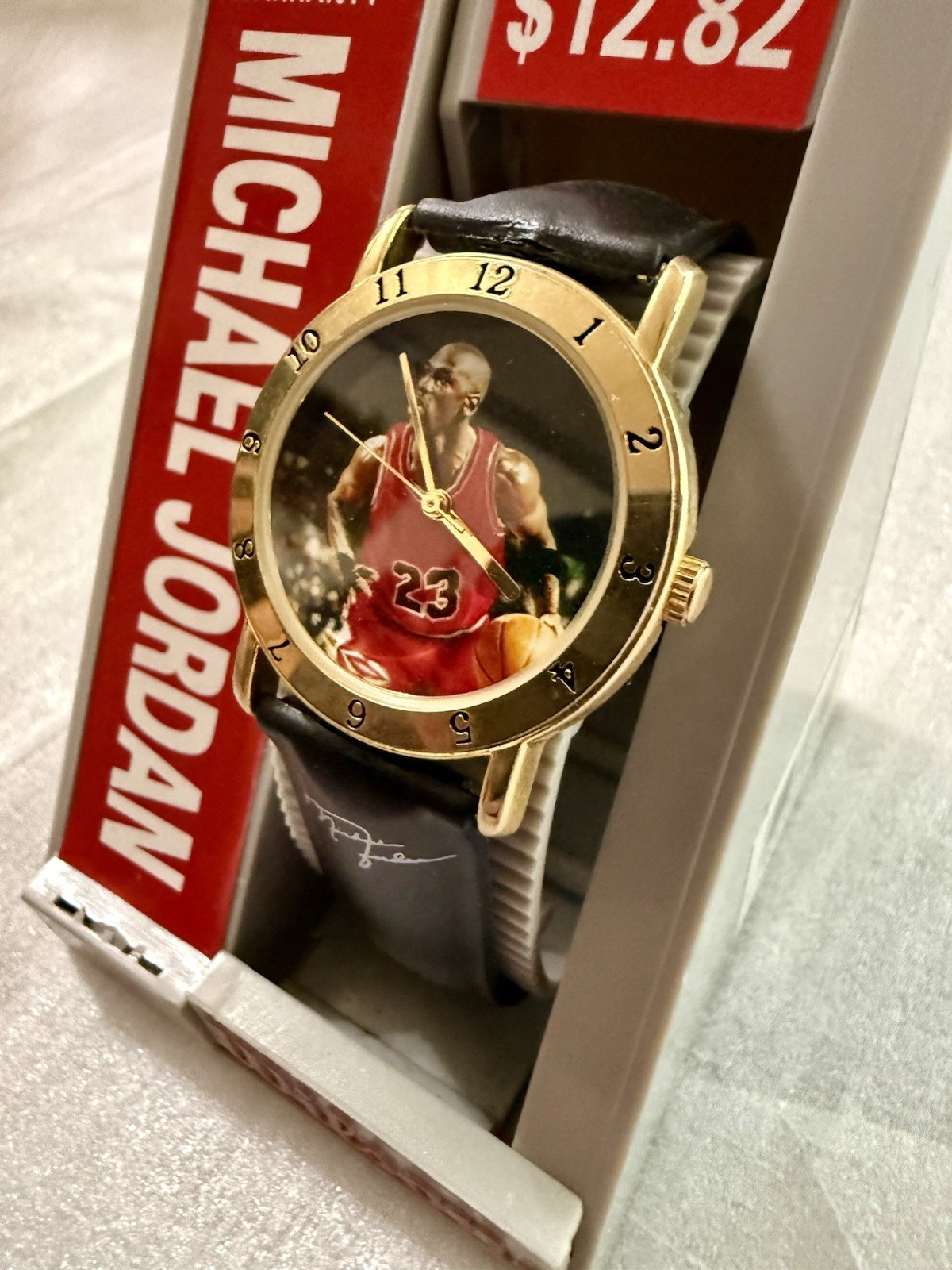 Vintage Wal-Mart Edition Wilson Michael Jordan Collectible Watch*No warranty*