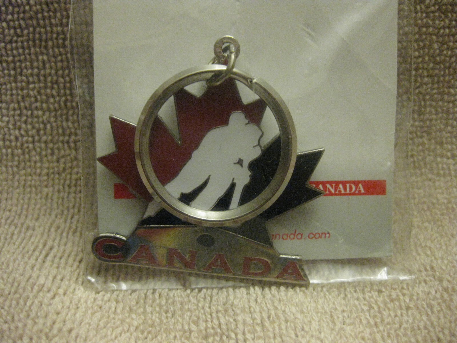 Team Canada keychain JF Sports Canada medium size sealed NEW