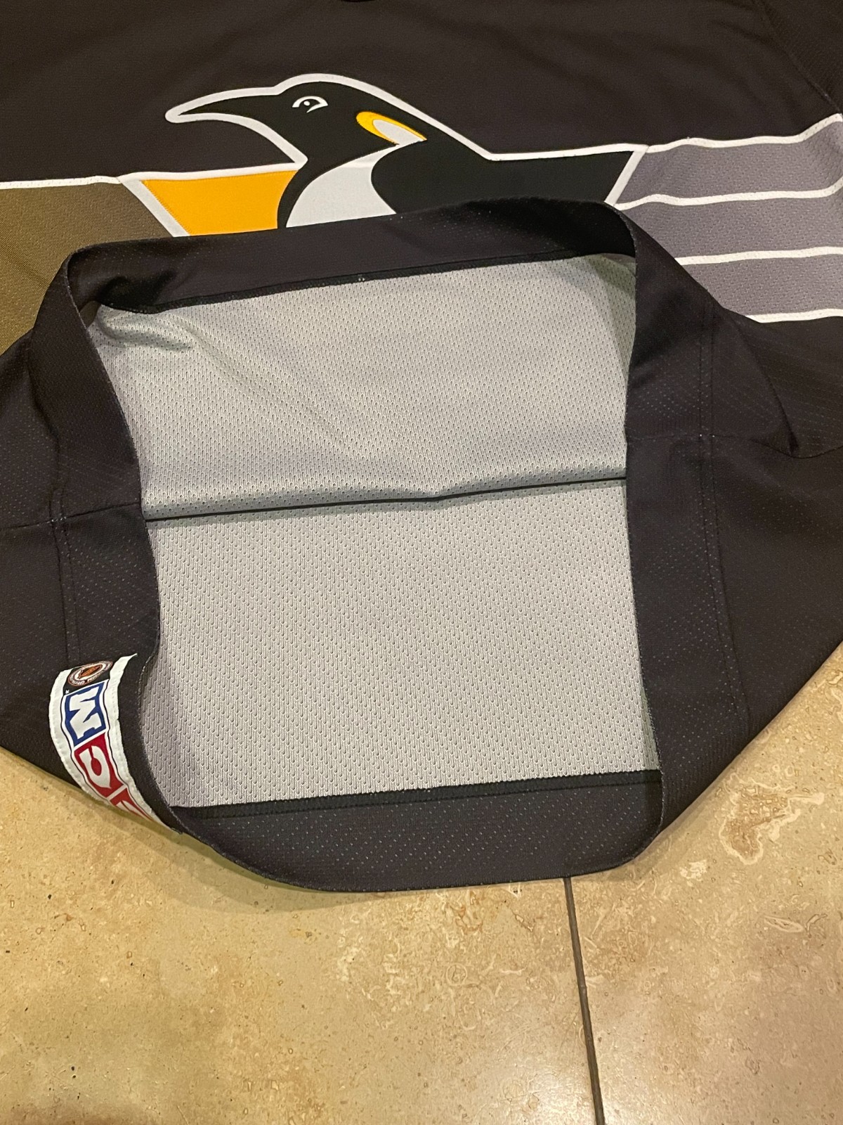 CCM Pittsburgh Penguins Robo Pen Gradient ANDREW FERENCE #7 Jersey Size XL NHL