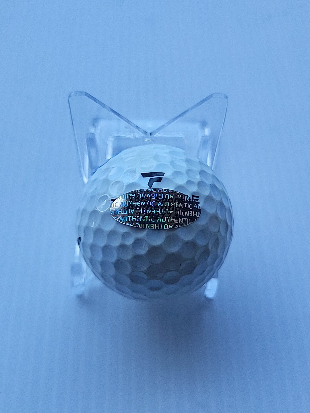 JACK NICKLAUS Hand-Signed Autographed Golfball with COA and (Protective Case)