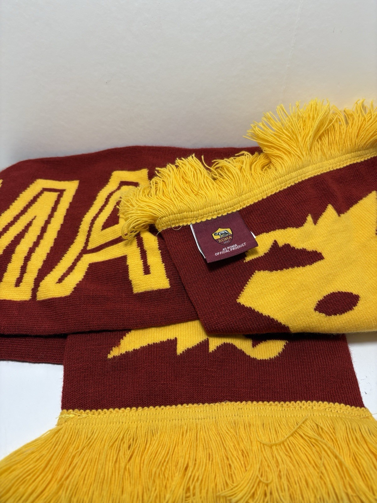 AS Roma Football Club Italy Italian Soccer Team Scarf Forza Roma Wolf Club Badge