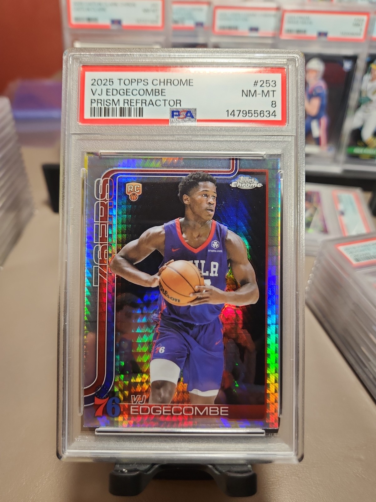 2025-26 Topps Chrome – VJ Edgecombe #253 Prism Refractor (RC) PSA NM-MT 8 NBA