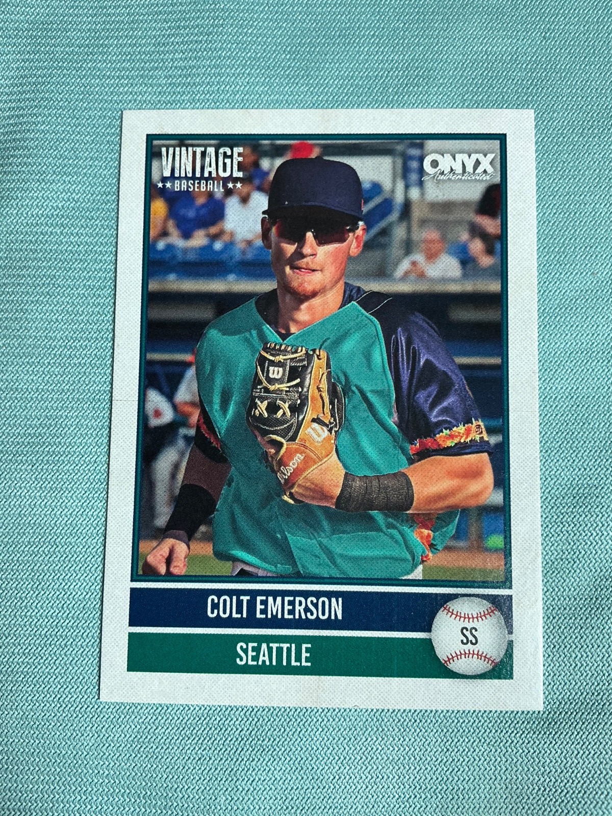 2026 Onyx Baseball Colt Emerson Base Card Seattle Mariners