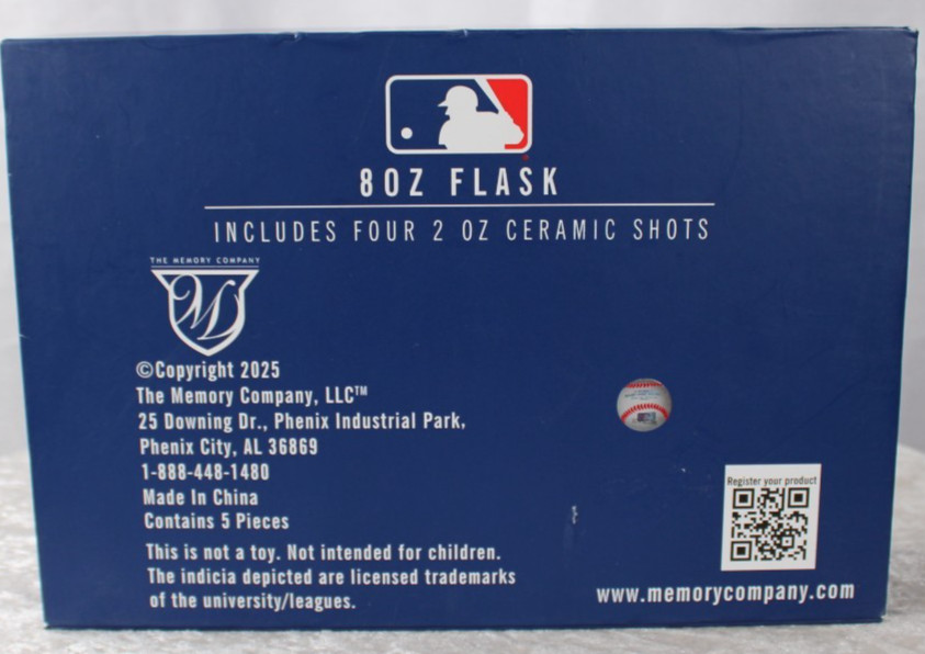 Philadelphia Phillies 8 oz Flask Gift Set w/ 4 Ceramic Shot Glasses MLB NIB