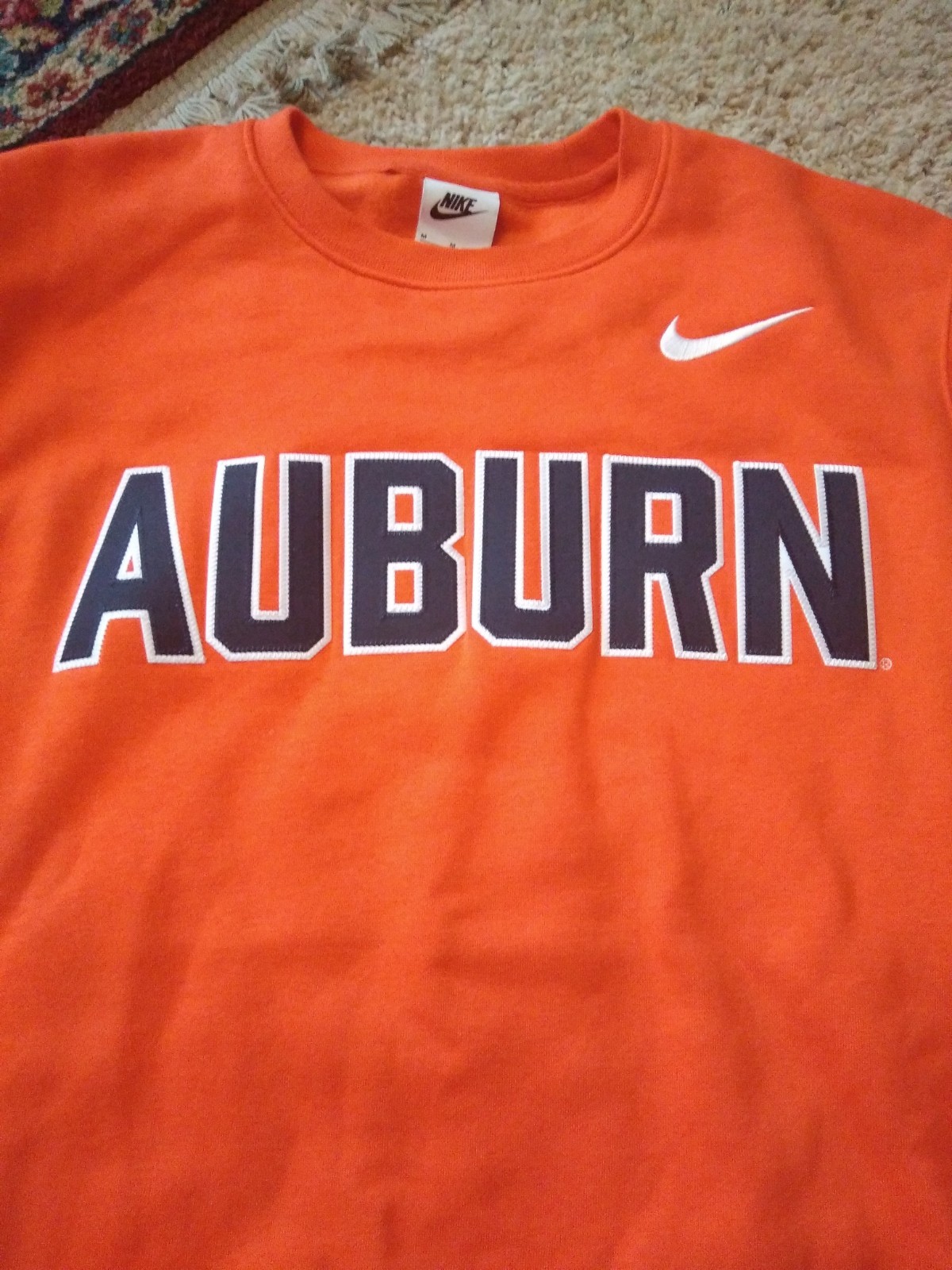 NWT Nike Auburn Tigers Football 2025 Team Issued Long Sleeve Pullover MEDIUM