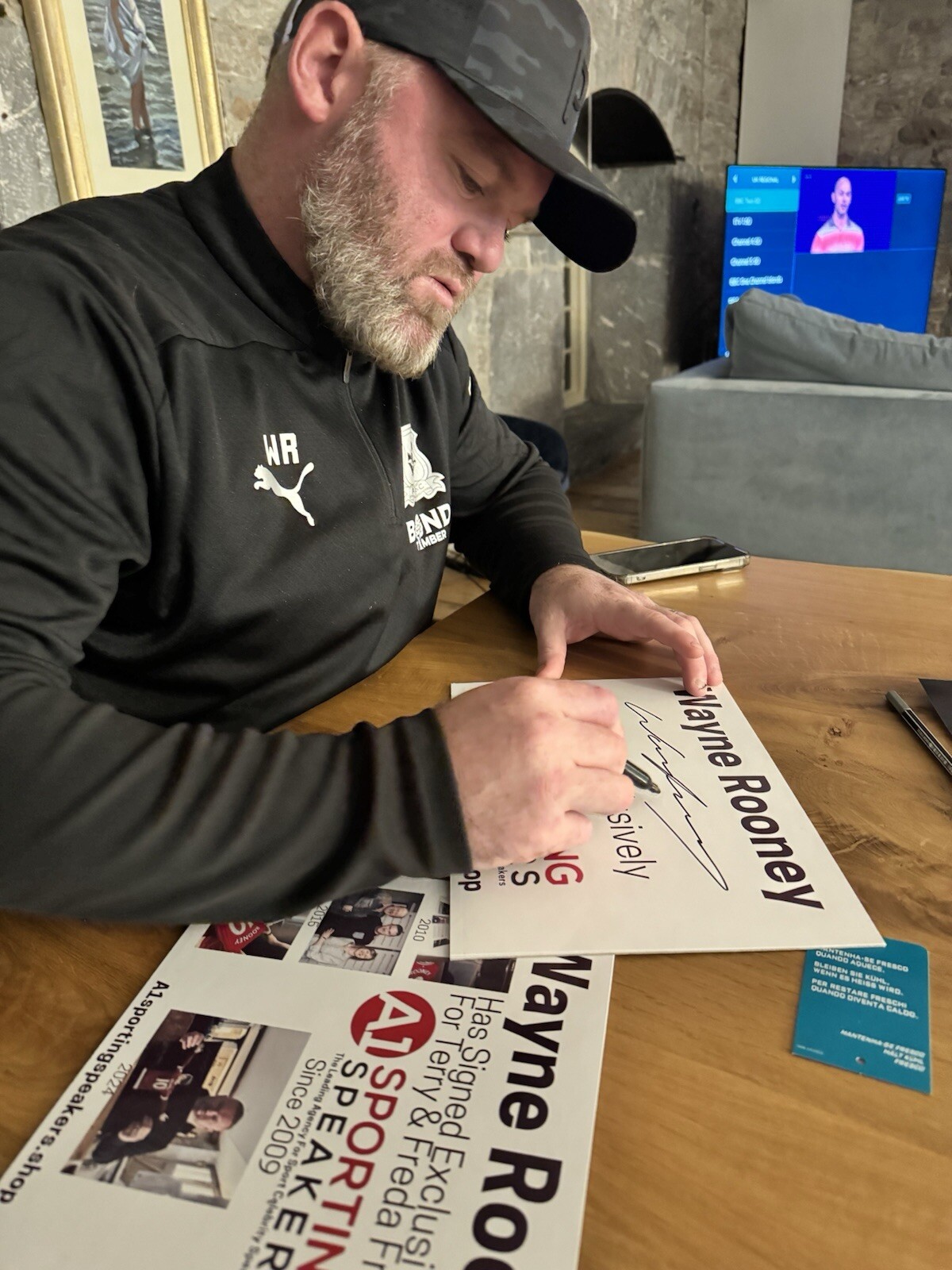 Framed Wayne Rooney Hand Signed Manchester United 2023/2024 Shirt With COA £175