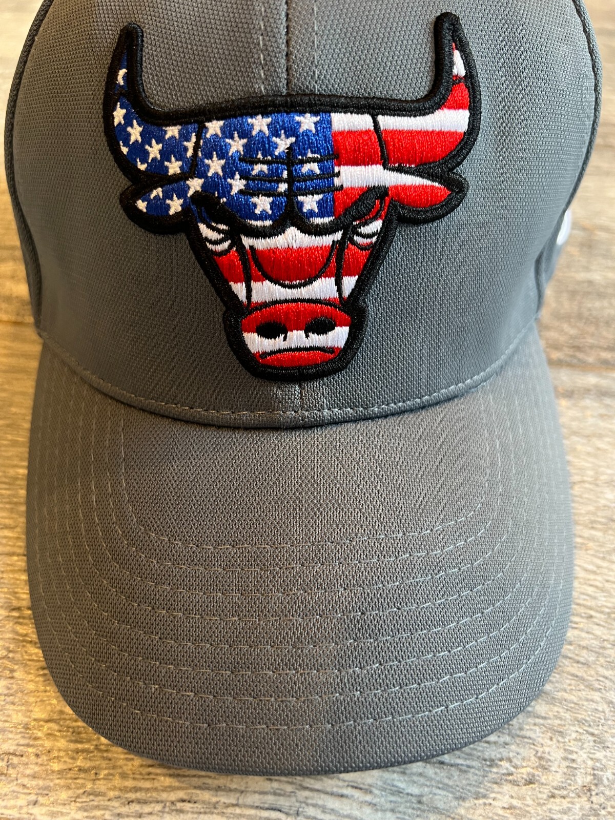 Chicago Bulls NBA Stretch Fit Hat USA Flag Gray OSFM Ultra Game Basketball