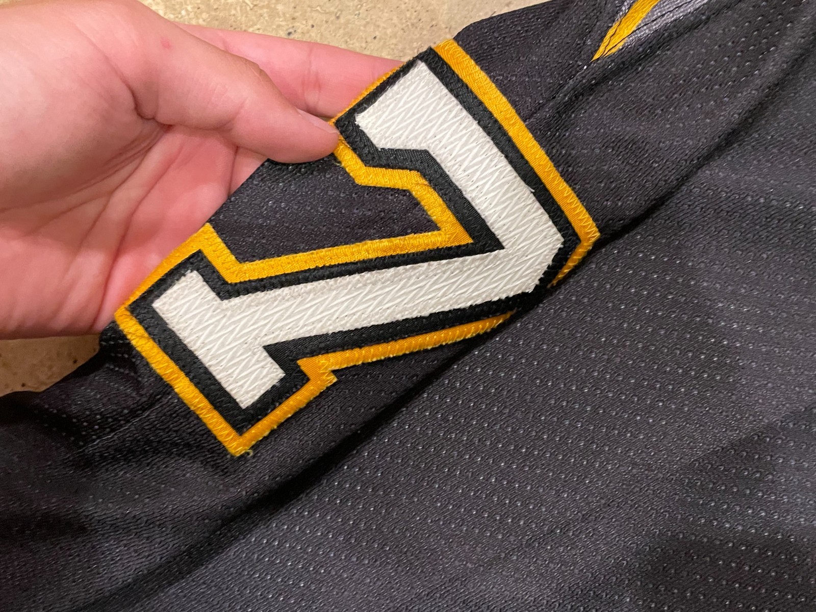 CCM Pittsburgh Penguins Robo Pen Gradient ANDREW FERENCE #7 Jersey Size XL NHL