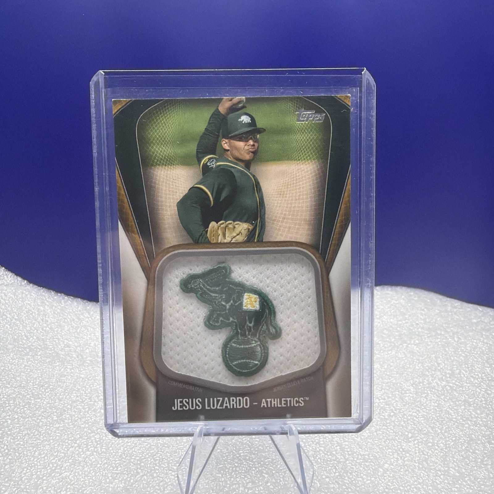 2020 Topps Jumbo Jersey Sleeve Patches Jesus Luzardo #JJSP-JL Gold /50 (RC)