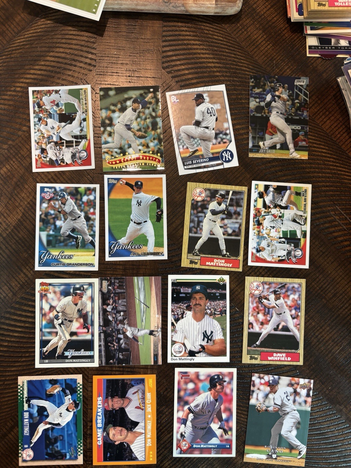 Lot of 3200 New York Yankees Mattingly, Winfield, Sabathia, Henderson, LOADED!!!