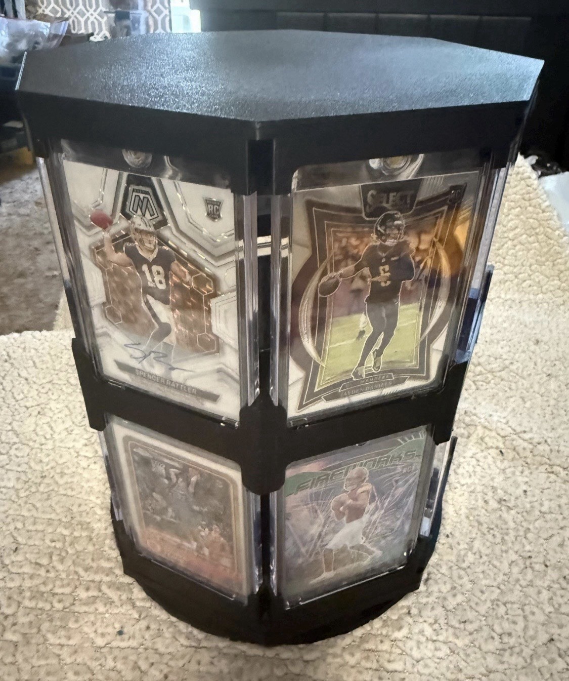 8 side octagon 35pt one touch trading card display/holder Holds 16 Magnetics