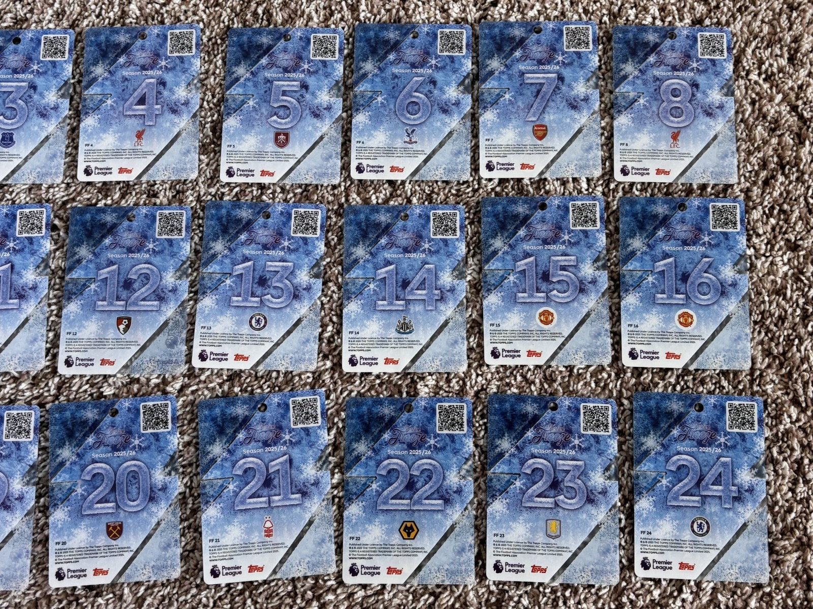 2025-26 Topps Premiere League Festive Freeze 24 Card Set Advent Calendar Holiday