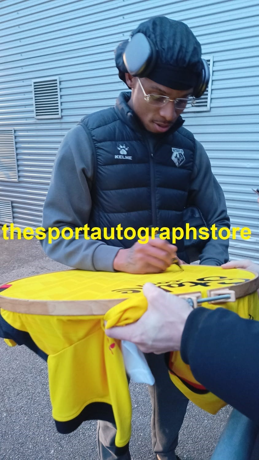 Watford Shirt Hand Signed by 2025/2026 Squad – 18 Autographs – Louza Still Mendy