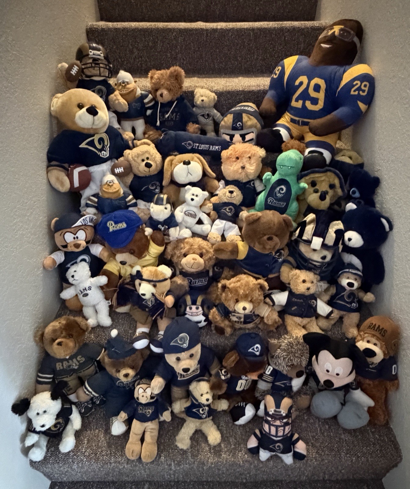 HUGE NFL LA ST LOUIS RAMS 42 PC MASCOT PLUSH LOT LICENSED VINTAGE MERCH PLAYERS