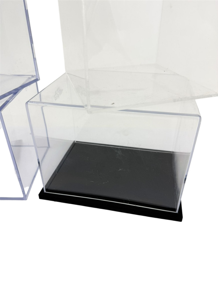 5 piece Lot Sports Cubes Acrylic Mini Football Helmets Holders Display Cases