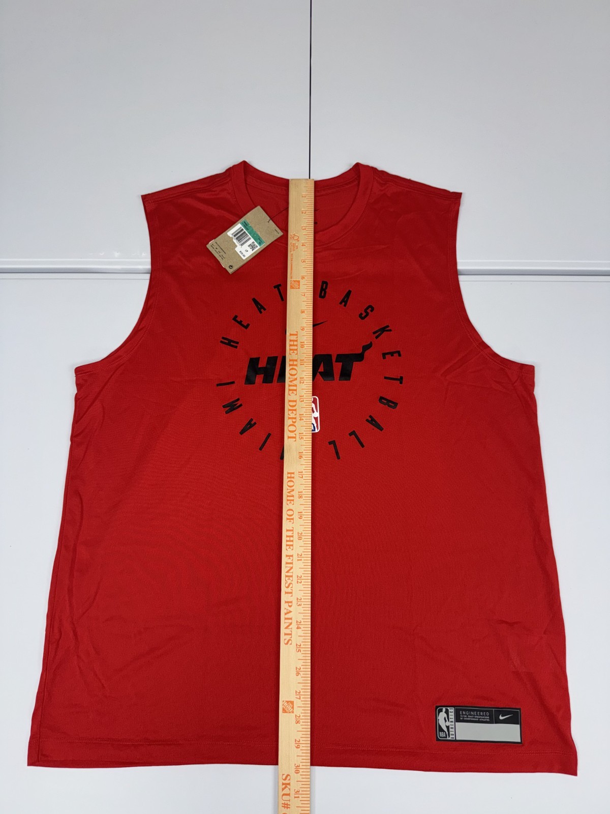 Nike Miami Heat NBA Authentics Sleeveless Shirt Men’s Red NWT Pick Size $35